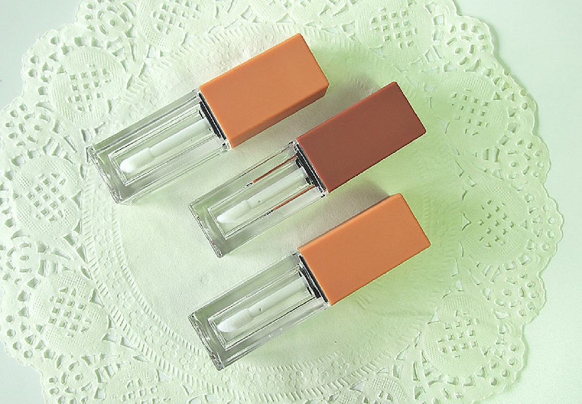 5 ミリリットル角形プラスチックチューブリップグロスバームア - Gel Refill Pack のレビューと価格